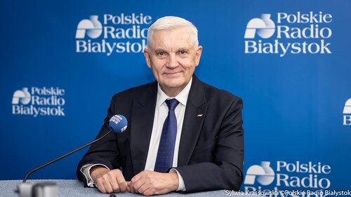 Eksperci Wydziału Ekonomii i Finansów UwB o finansach publicznych i perspektywach gospodarczych w Polskim Radiu Białystok