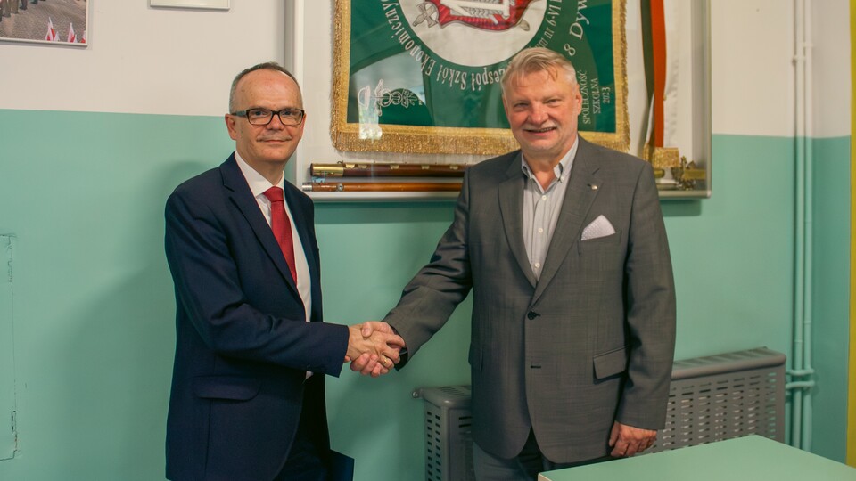 Nowe porozumienie o współpracy z Zespołem Szkół Ekonomicznych i Ogólnokształcących nr 6 w Łomży